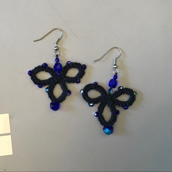 Hand Crafted Tatted Beaded Earrings - Picture 2 of 5
